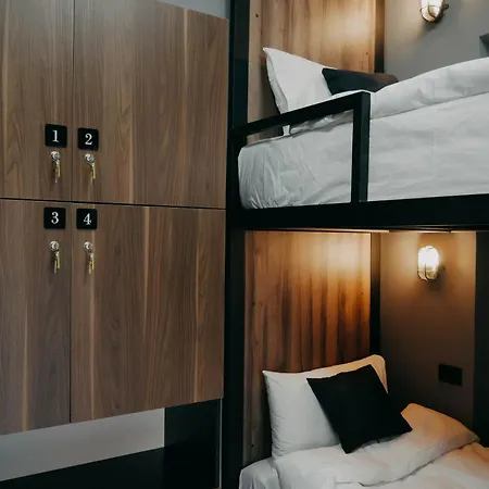 호스텔 The Maze 티라나