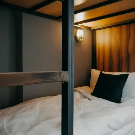 The Maze 호스텔 *