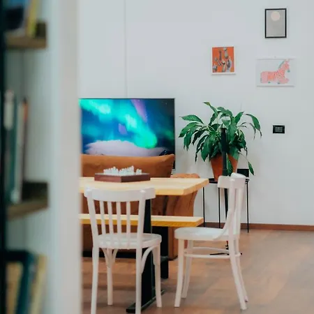 The Maze ホステル ティラナ